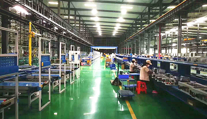 >上下同欲，沖鋒一線！